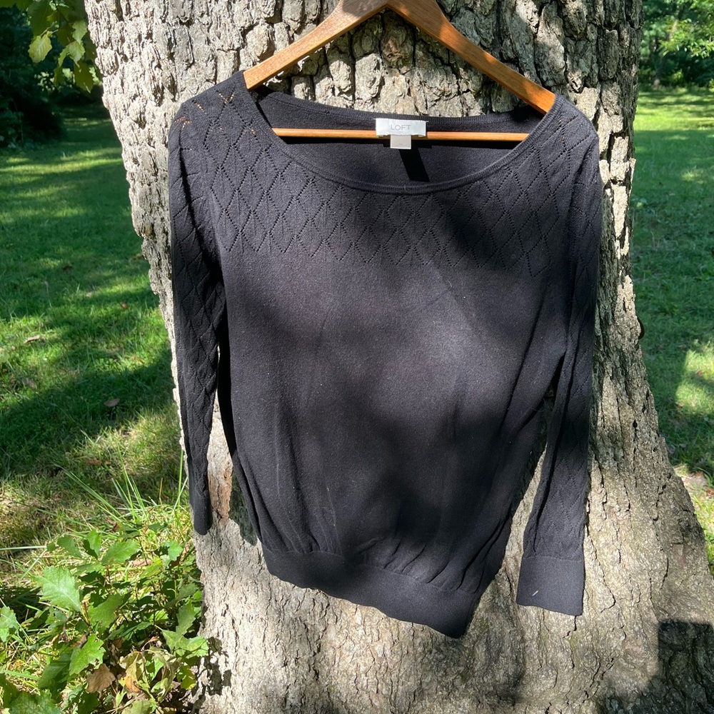 ⬇️Price Drop!⬇️ LOFT Sweater with crochet details in size M